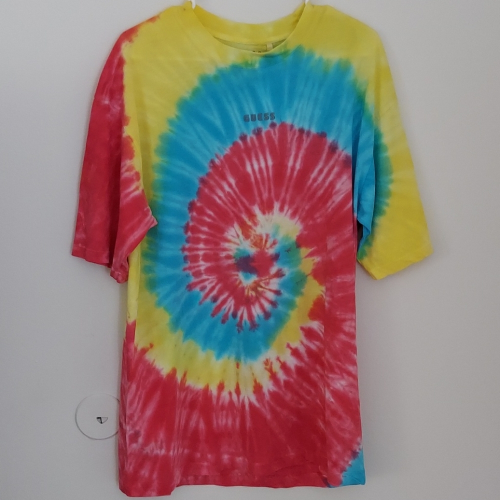 Guess tie dye shirt
